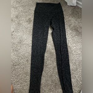 Lululemon leggings size 4